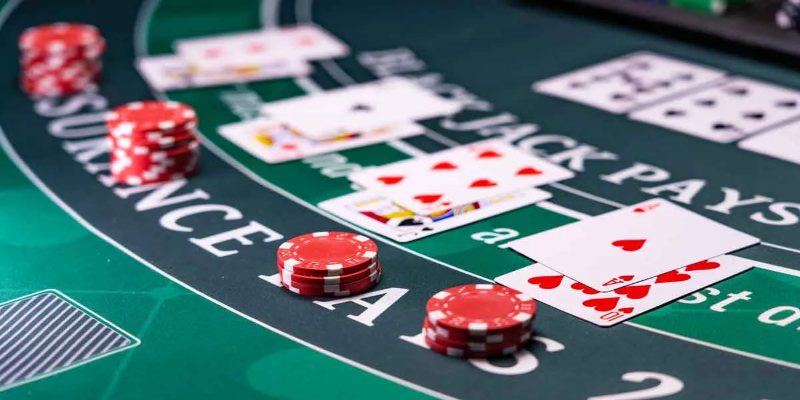 Luật chơi Xì Dách đơn giản tại cổng game Sanclub